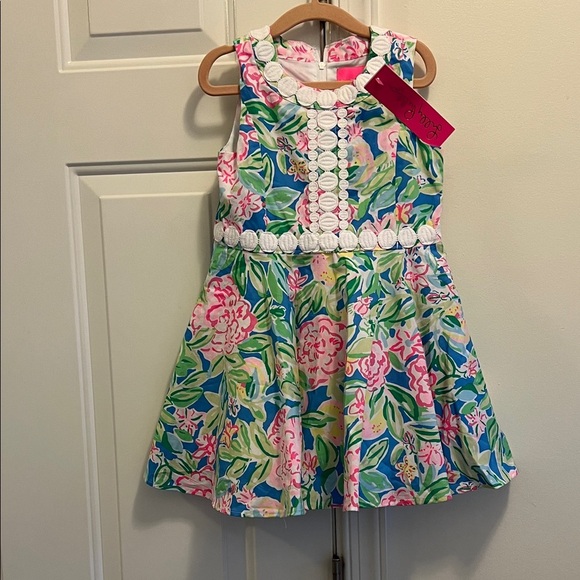 Lilly Pulitzer Other - LILLY PULITZER Childs 5 floral dress NWT